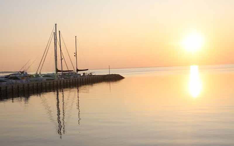 sunset at the Sister Bay marina