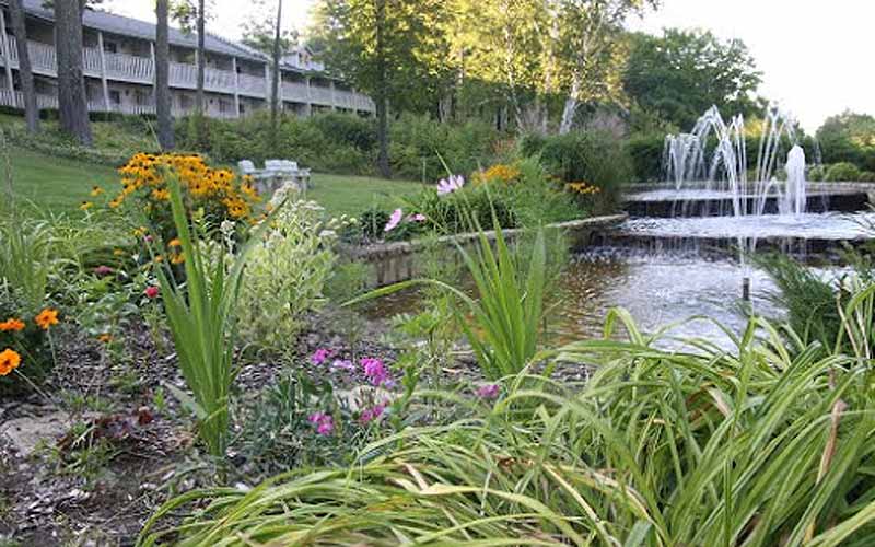 The romantic spring gardens and fountains at Country House Resort