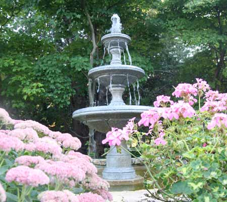 Fountain at Country House Resort