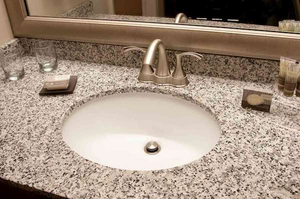 country house resort room sink