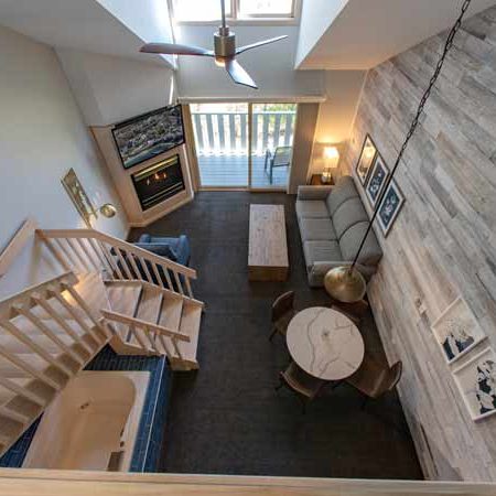 2nd Floor Water View Suite - Country House Resort